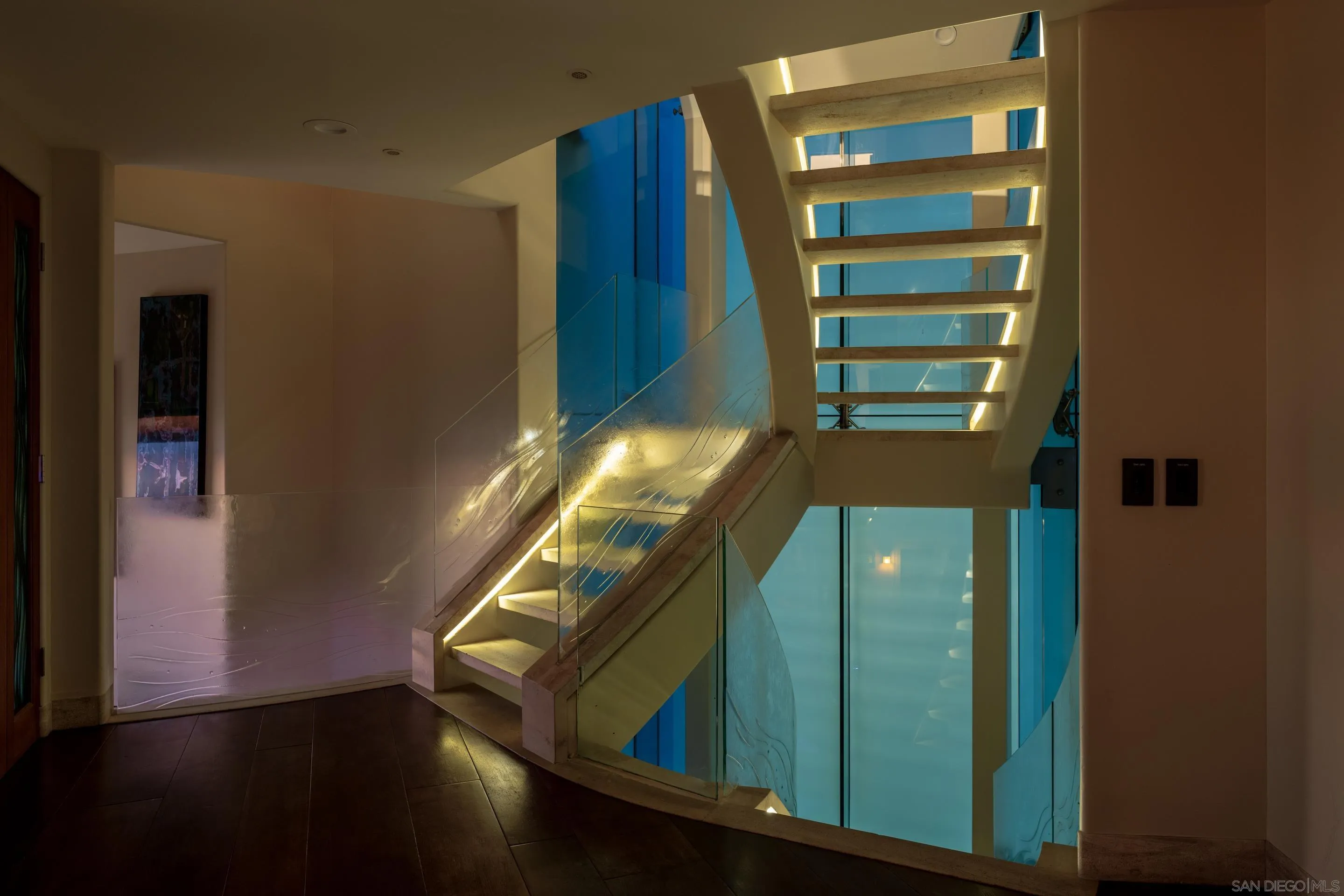 https://cdn.realtyfeed.com/cdn/127/250041658/100878256e151dff78fb61858862211e.webp