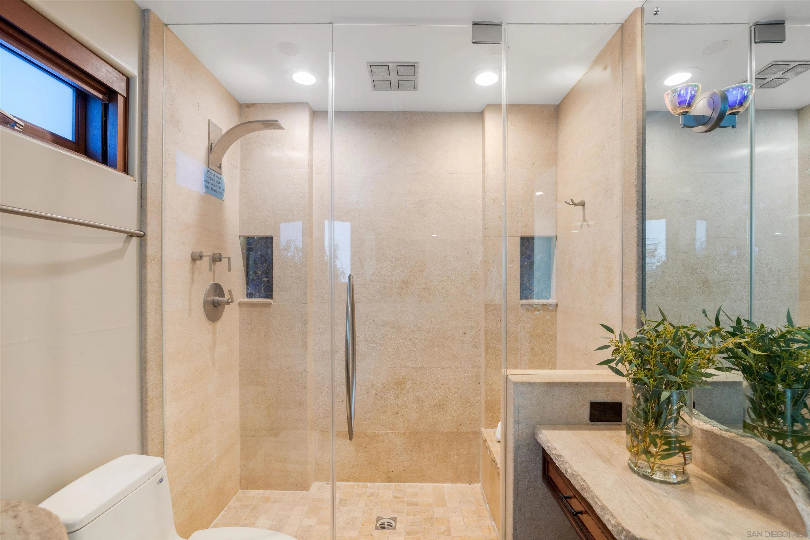 https://cdn.realtyfeed.com/cdn/127/250041658/8c9b37d13f6d30b1007b456b8e5b0249.webp