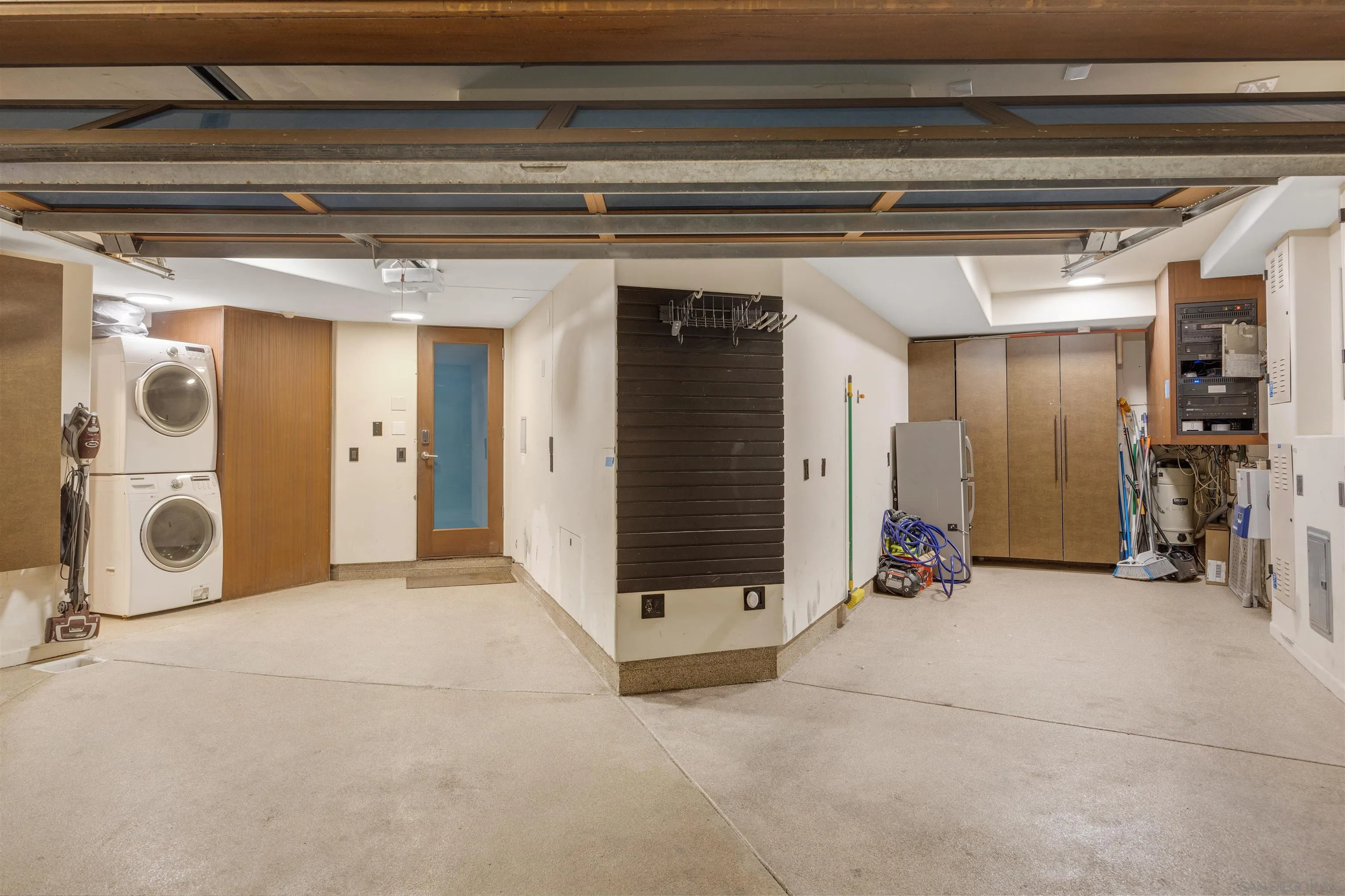 https://cdn.realtyfeed.com/cdn/127/250041658/8ec74ba2be447a70519c1879a8de0012.webp