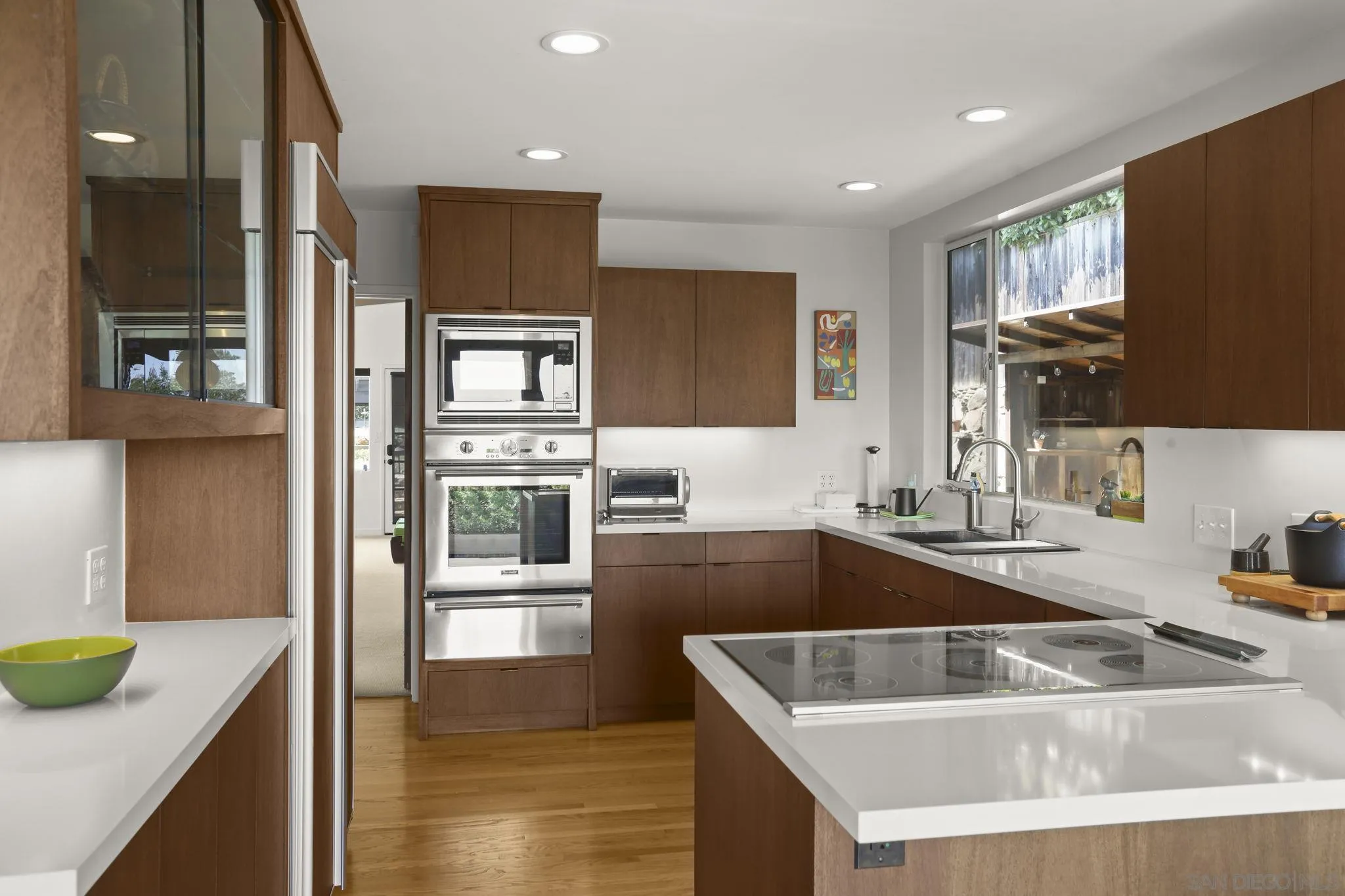 https://cdn.realtyfeed.com/cdn/127/250041663/38e0ad9f778d7ba1a18d2afb1de49d33.webp