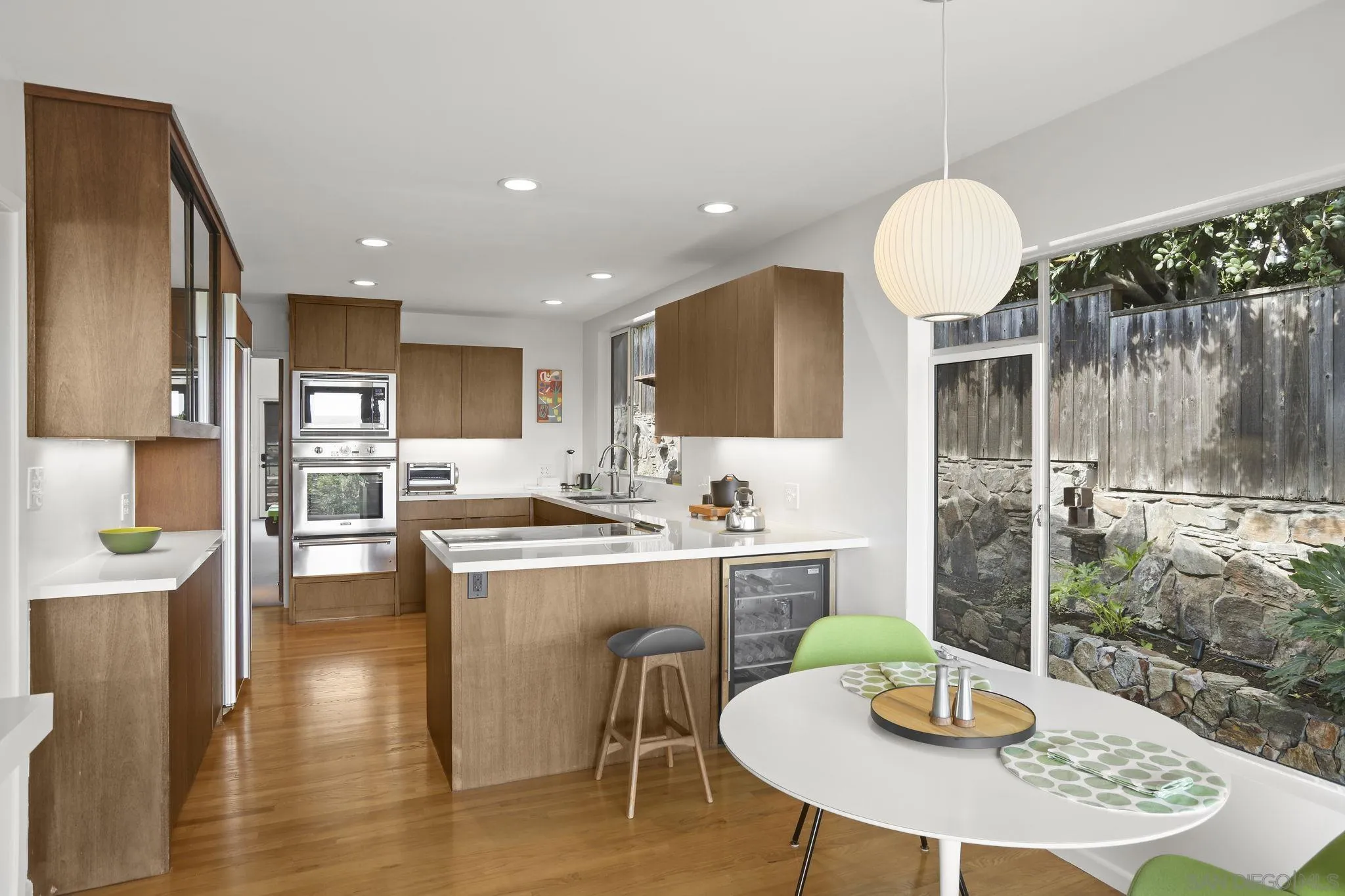 https://cdn.realtyfeed.com/cdn/127/250041663/b4e45b794973b2a298a94664c5cafa7d.webp