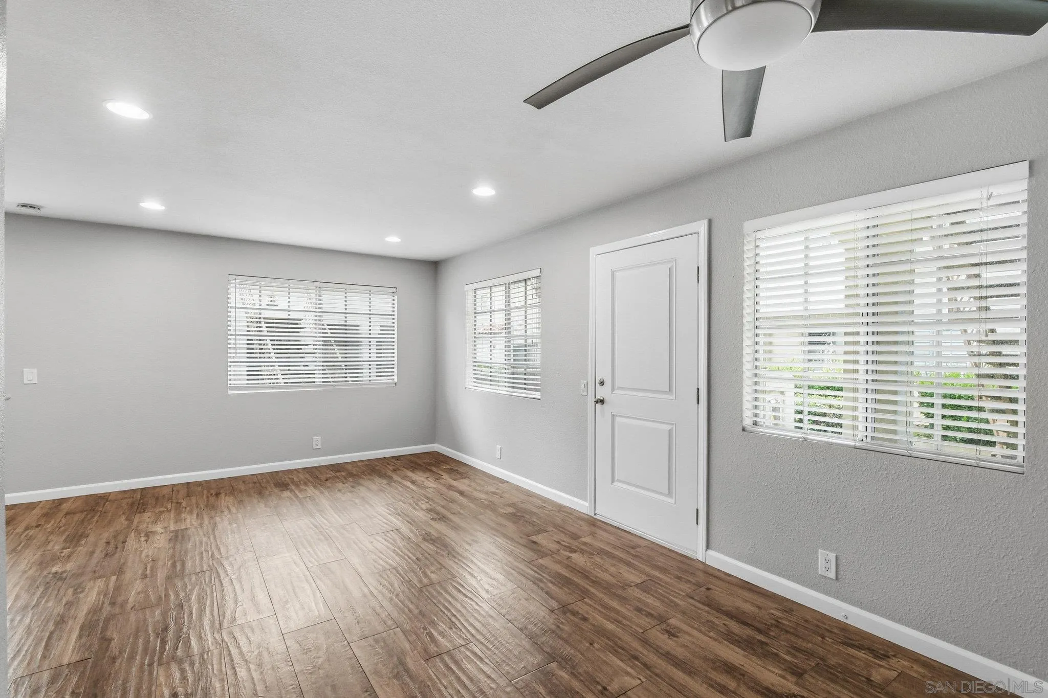 Photo #16: 250041667 Listing: Photo #16