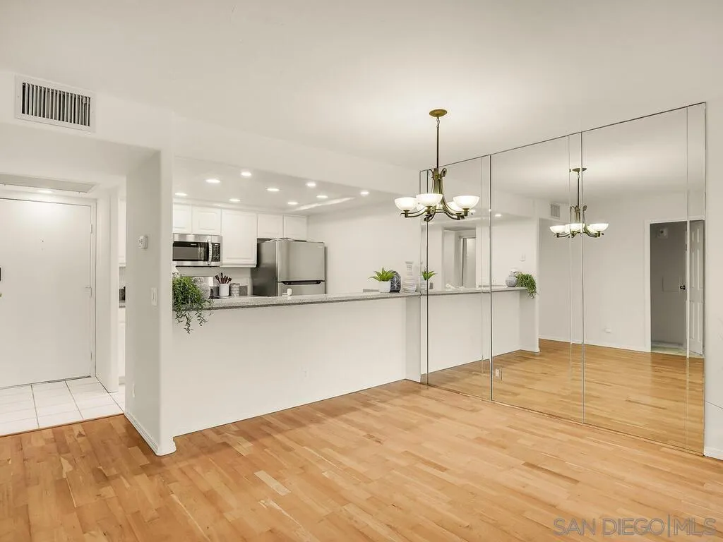 https://cdn.realtyfeed.com/cdn/127/250041668/cc4fdbbaf05710d3c7fe2d5ed725016d.webp