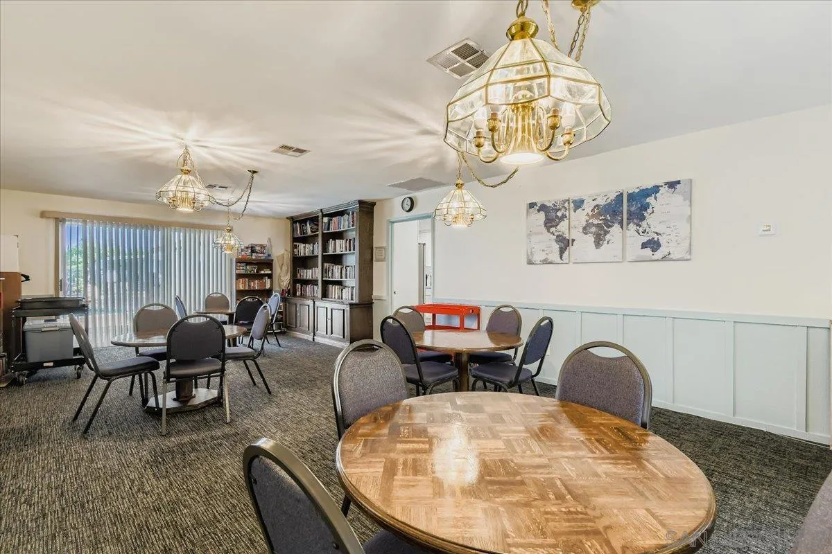 https://cdn.realtyfeed.com/cdn/127/250041671/70175ee00e411e6bb264e99b1307e3a5.webp