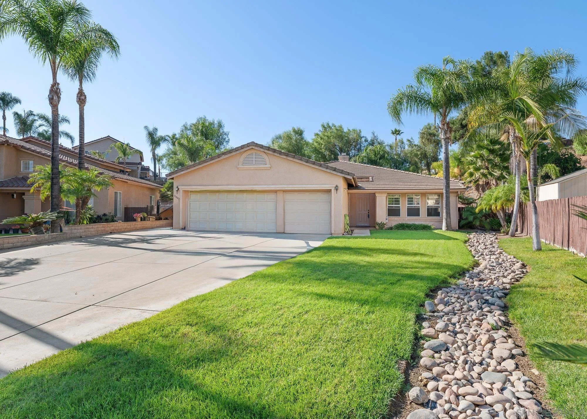 https://cdn.realtyfeed.com/cdn/127/250041673/d06a95f1c0fc8f17b9b5d23c89937bf5.webp