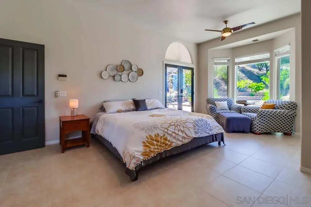 https://cdn.realtyfeed.com/cdn/127/250041674/460926014cf95f682d878a7fde4151a7.webp