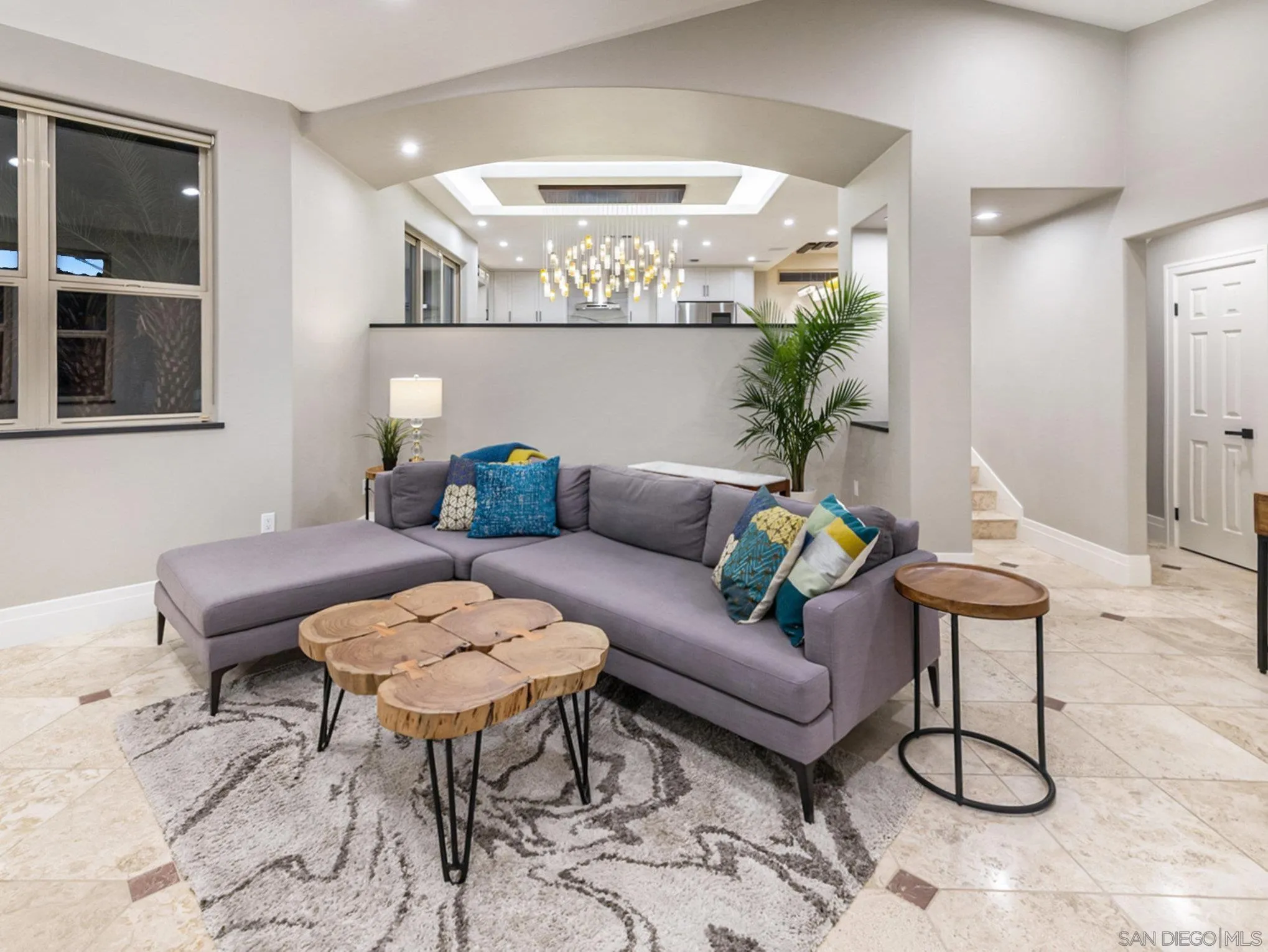 https://cdn.realtyfeed.com/cdn/127/250041676/804ee583e102e6963fa8a8ed84392d44.webp