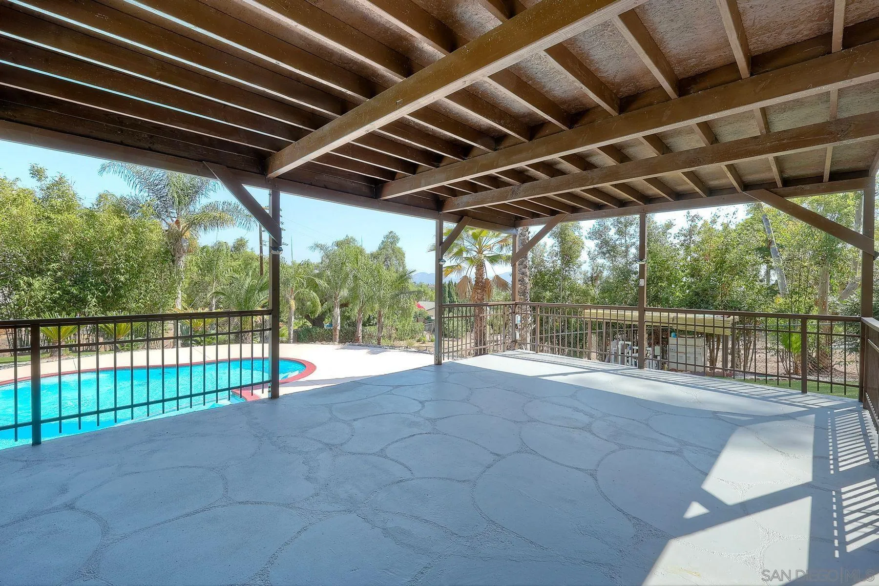 https://cdn.realtyfeed.com/cdn/127/250041678/05bb3855e2b0a008c4c40eda08dcdfa4.webp