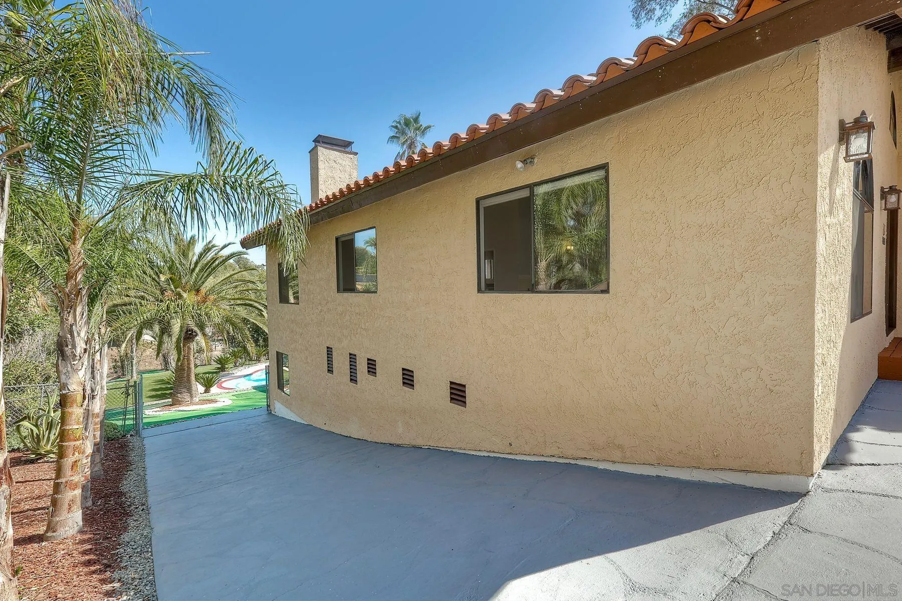https://cdn.realtyfeed.com/cdn/127/250041678/152e9d62c7a54b61a0ae31e716f4cd3c.webp
