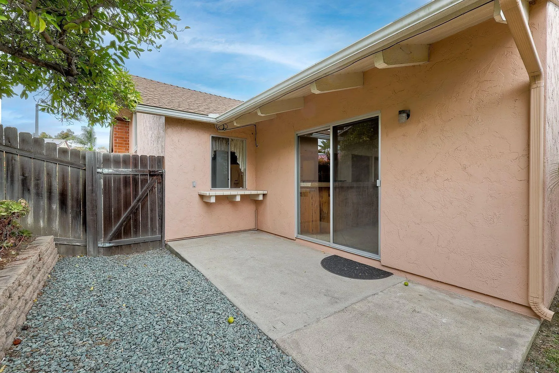 https://cdn.realtyfeed.com/cdn/127/250041681/9e2aba212689cdec404c5fff3ab7d81d.webp
