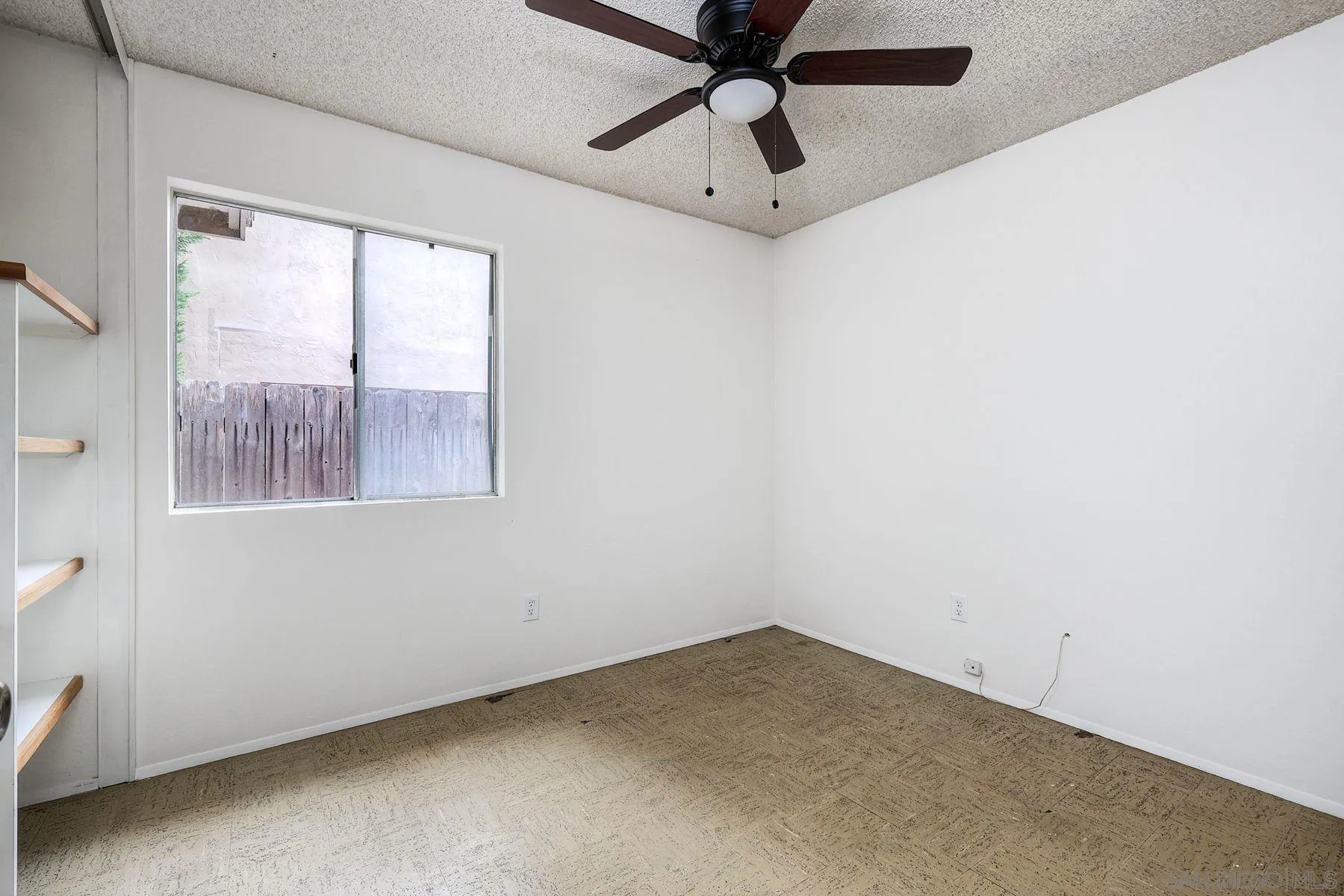 https://cdn.realtyfeed.com/cdn/127/250041681/de52c5bd47ee5efeb3d79df78c831a31.webp