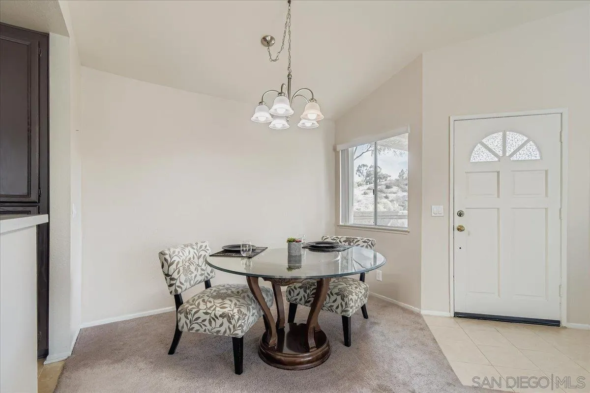 Photo #6: 250041682 Listing 