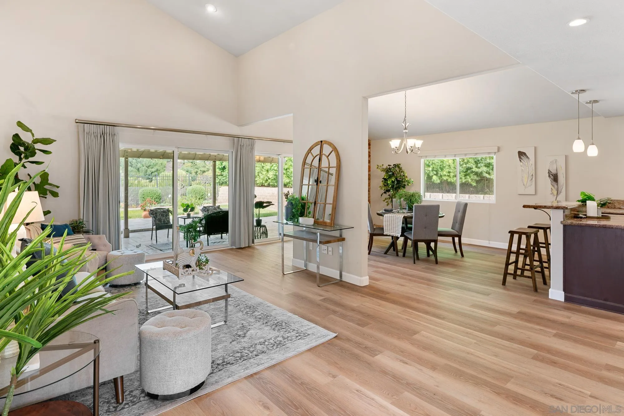 https://cdn.realtyfeed.com/cdn/127/250041683/6a6be3243af2c528f17036dff9cf800b.webp