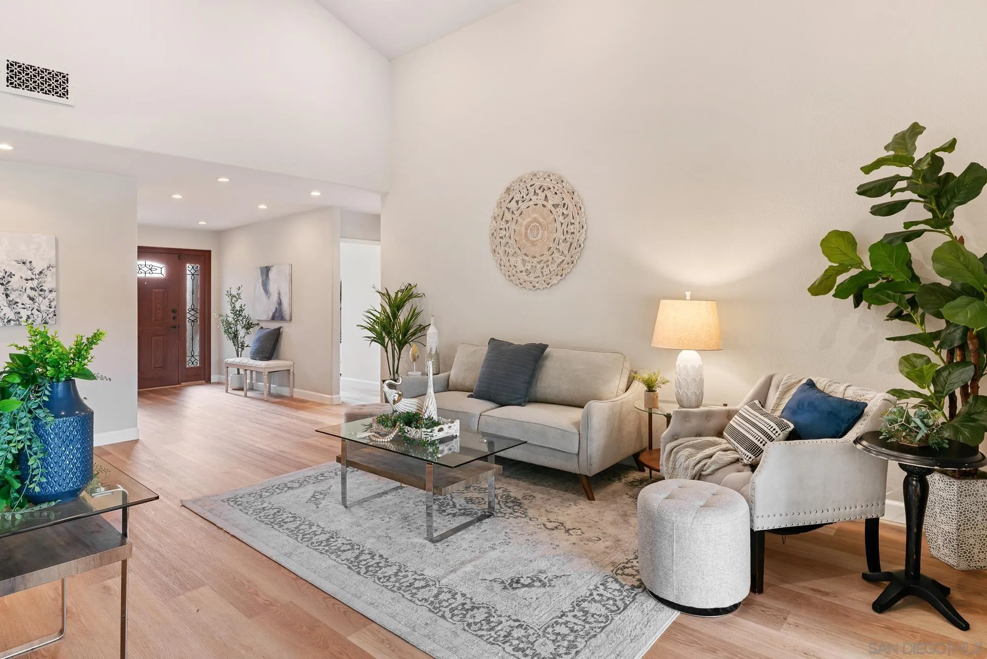https://cdn.realtyfeed.com/cdn/127/250041683/77dcc99a0377ab849cc853b23e85200c.webp
