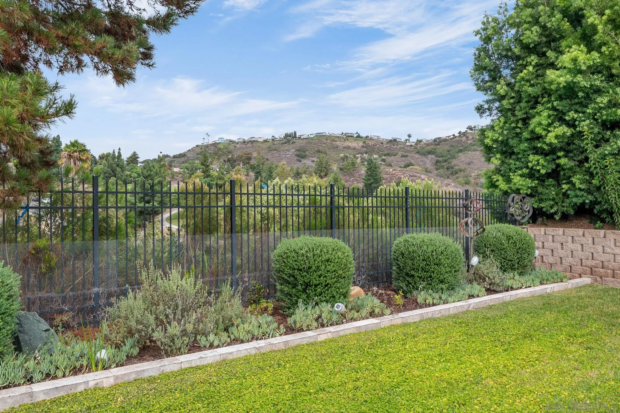 https://cdn.realtyfeed.com/cdn/127/250041683/7fa15441555903e2c42fe06d0f97a110.webp