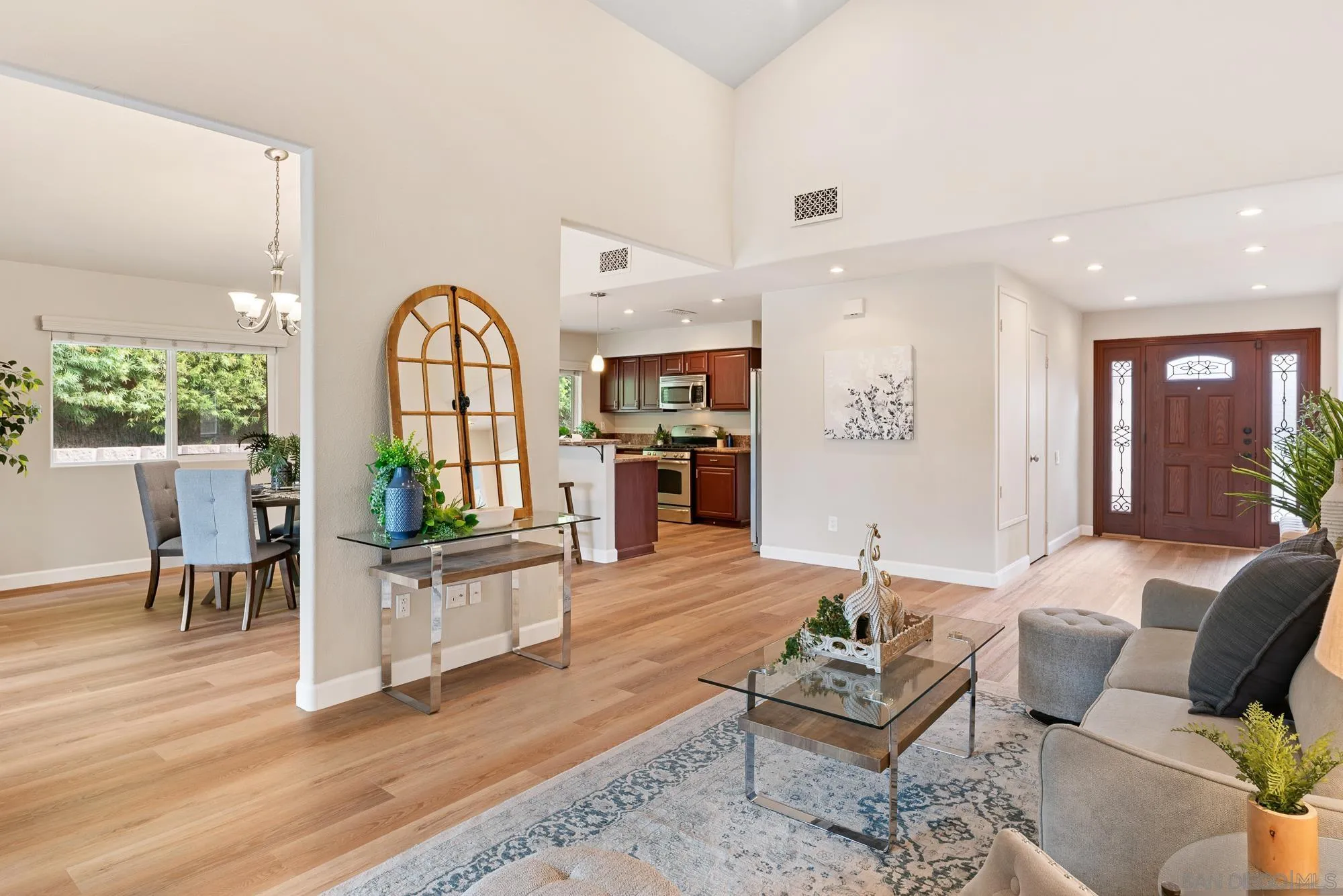 https://cdn.realtyfeed.com/cdn/127/250041683/e316eb31e647ca63ed444129a63263ce.webp