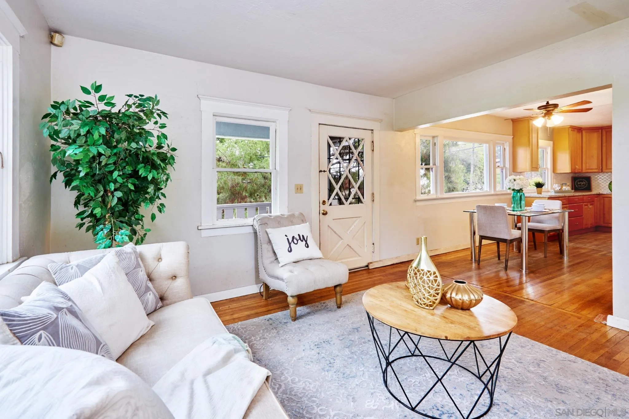 https://cdn.realtyfeed.com/cdn/127/250041684/80ffc1aeb9db796650f6479f6ee8dd94.webp