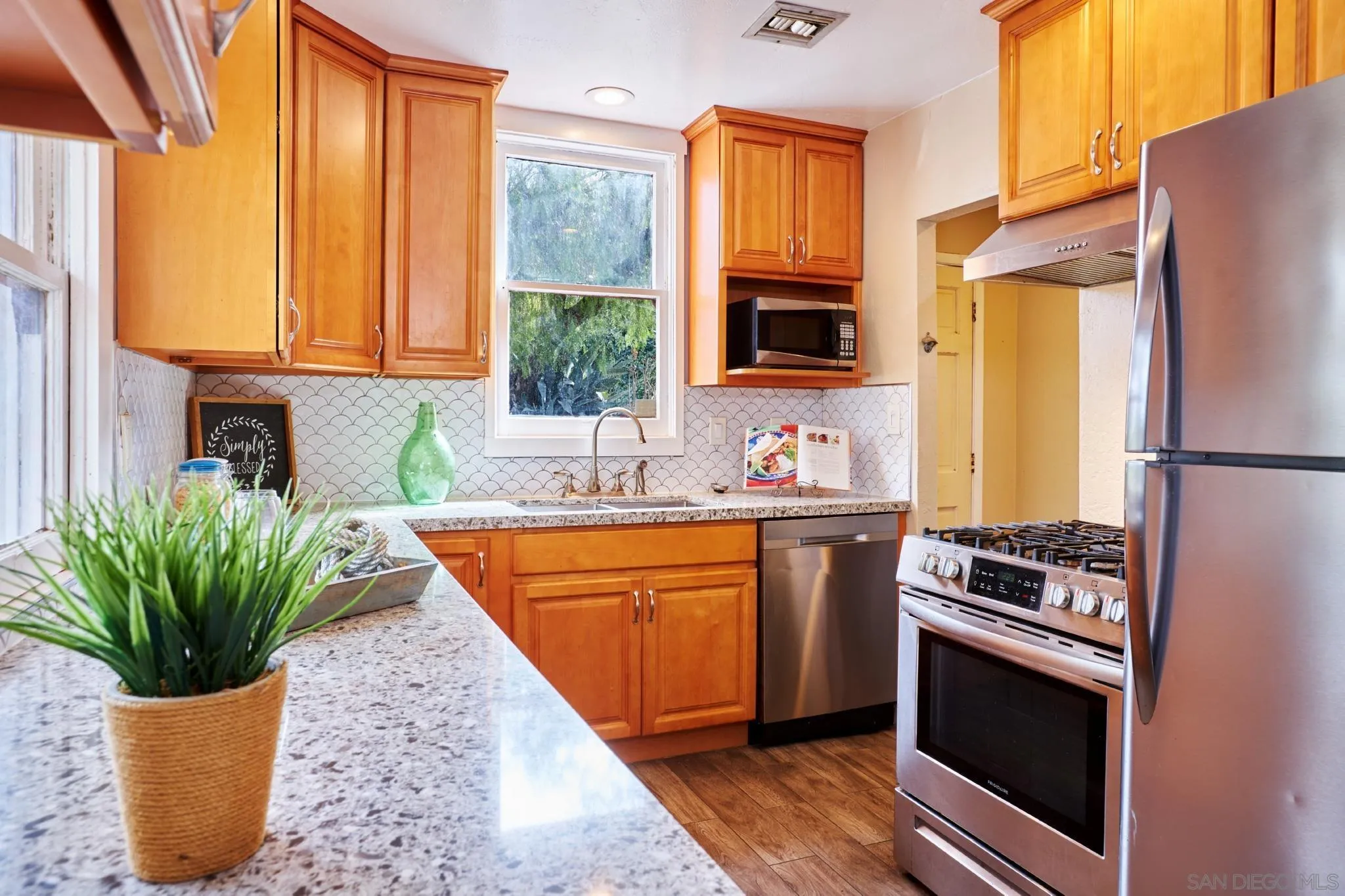 https://cdn.realtyfeed.com/cdn/127/250041684/b7069e3e07152313e8b62c2051704fd0.webp