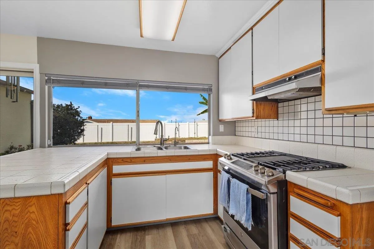 https://cdn.realtyfeed.com/cdn/127/250041691/0b4ef3e238a6dc24de1d55bd7adac63a.webp