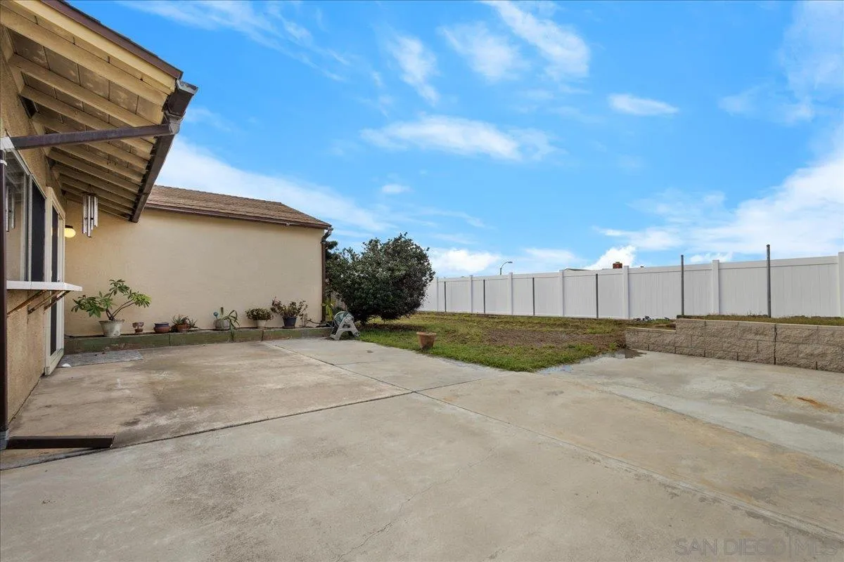 https://cdn.realtyfeed.com/cdn/127/250041691/50c887061e4d30c5d635810df466fa0f.webp
