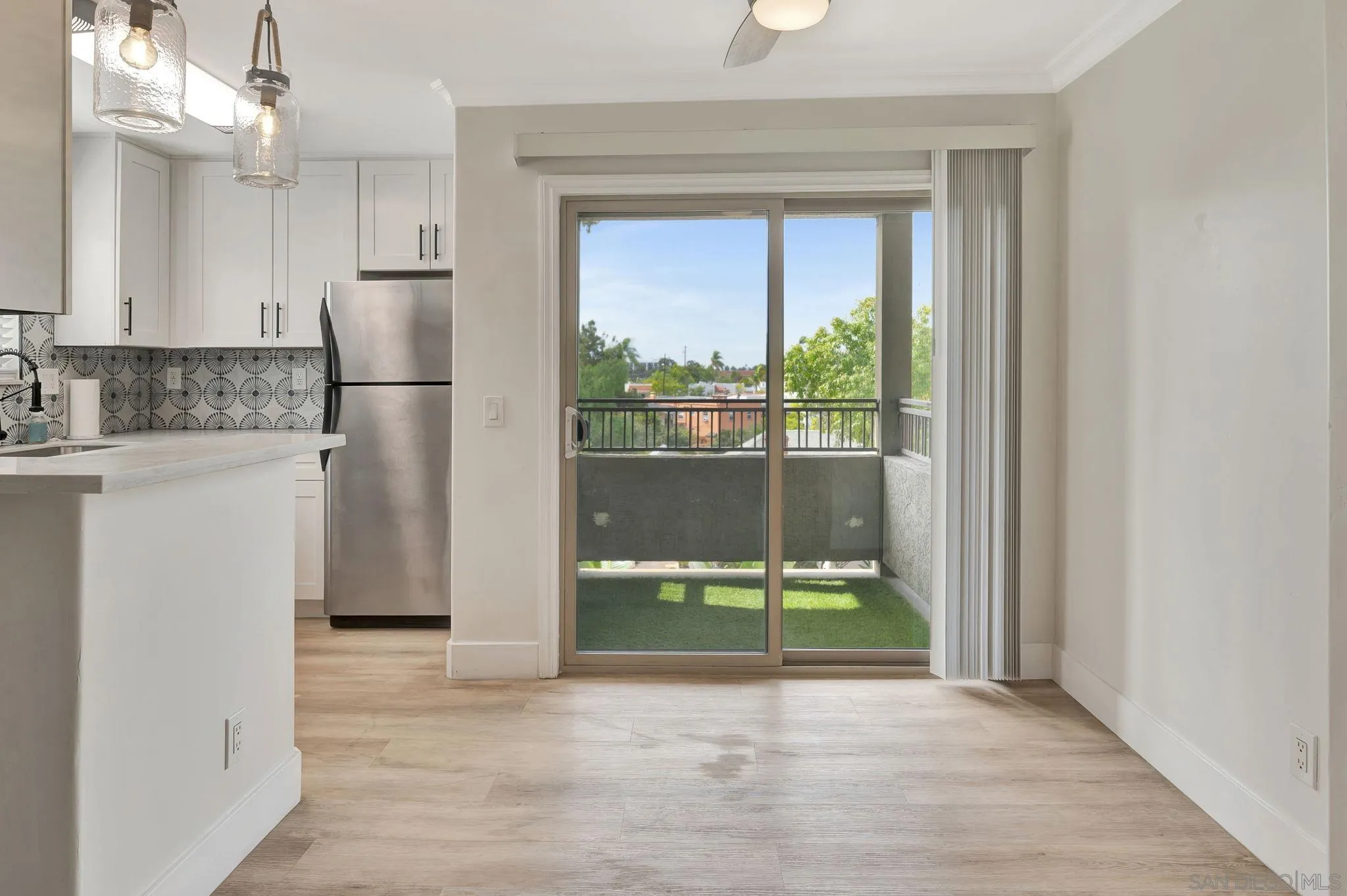 Photo #6: 250041693 Listing 