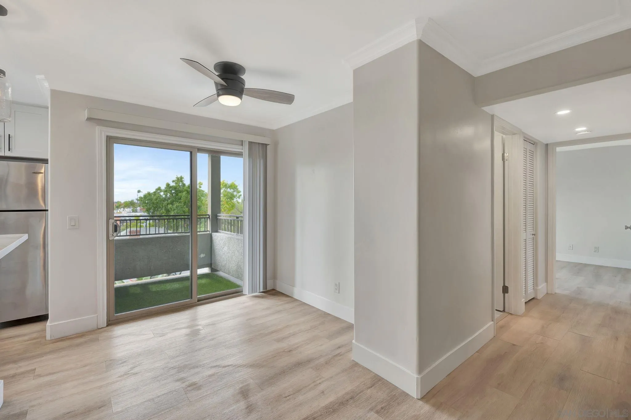 Photo #5: 250041693 Listing 