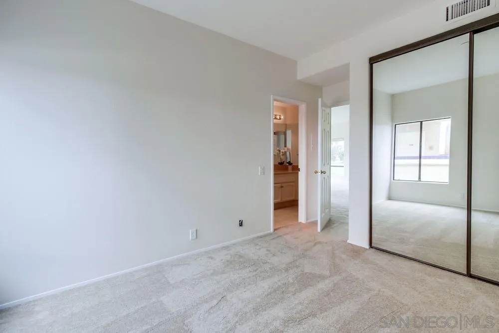 Photo #27: 250041700 Listing: Photo #27