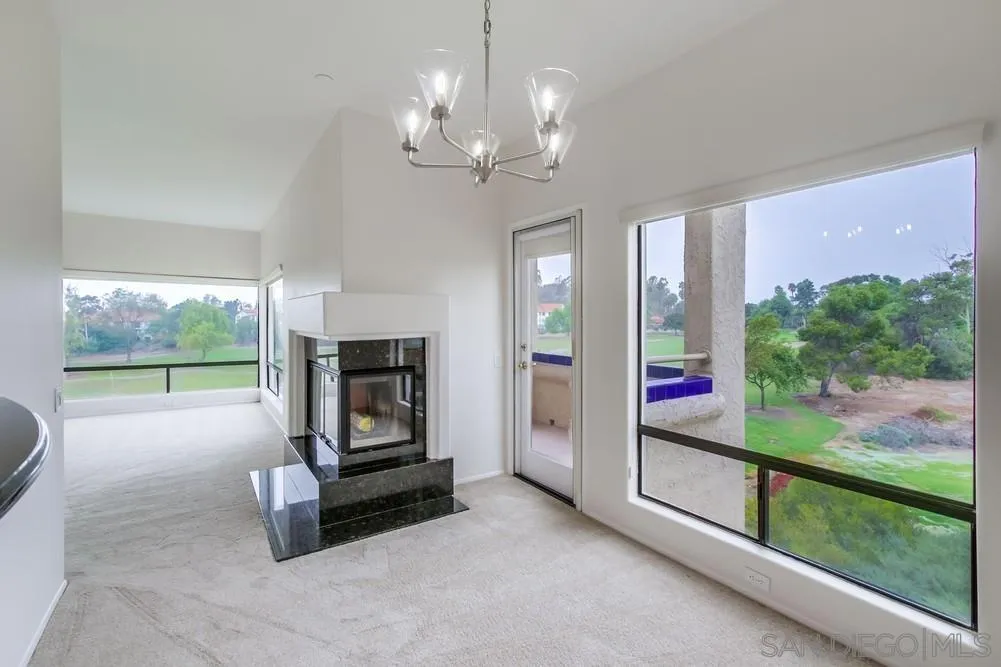 https://cdn.realtyfeed.com/cdn/127/250041700/d0a04ef6db20939b23a94352dace1cc4.webp