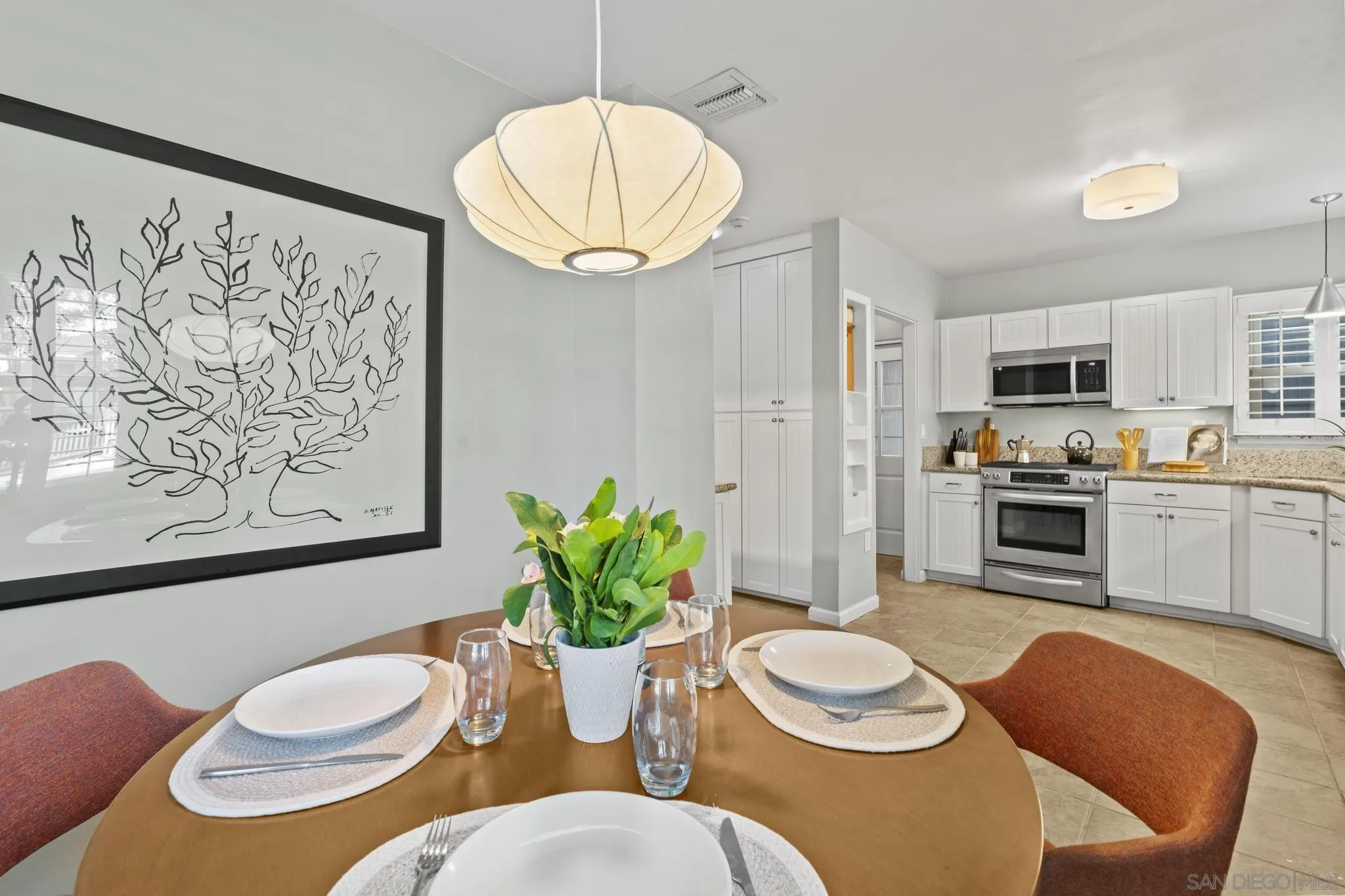 https://cdn.realtyfeed.com/cdn/127/250041706/3a17a767ea5a1a048021c3e0929dfdad.webp