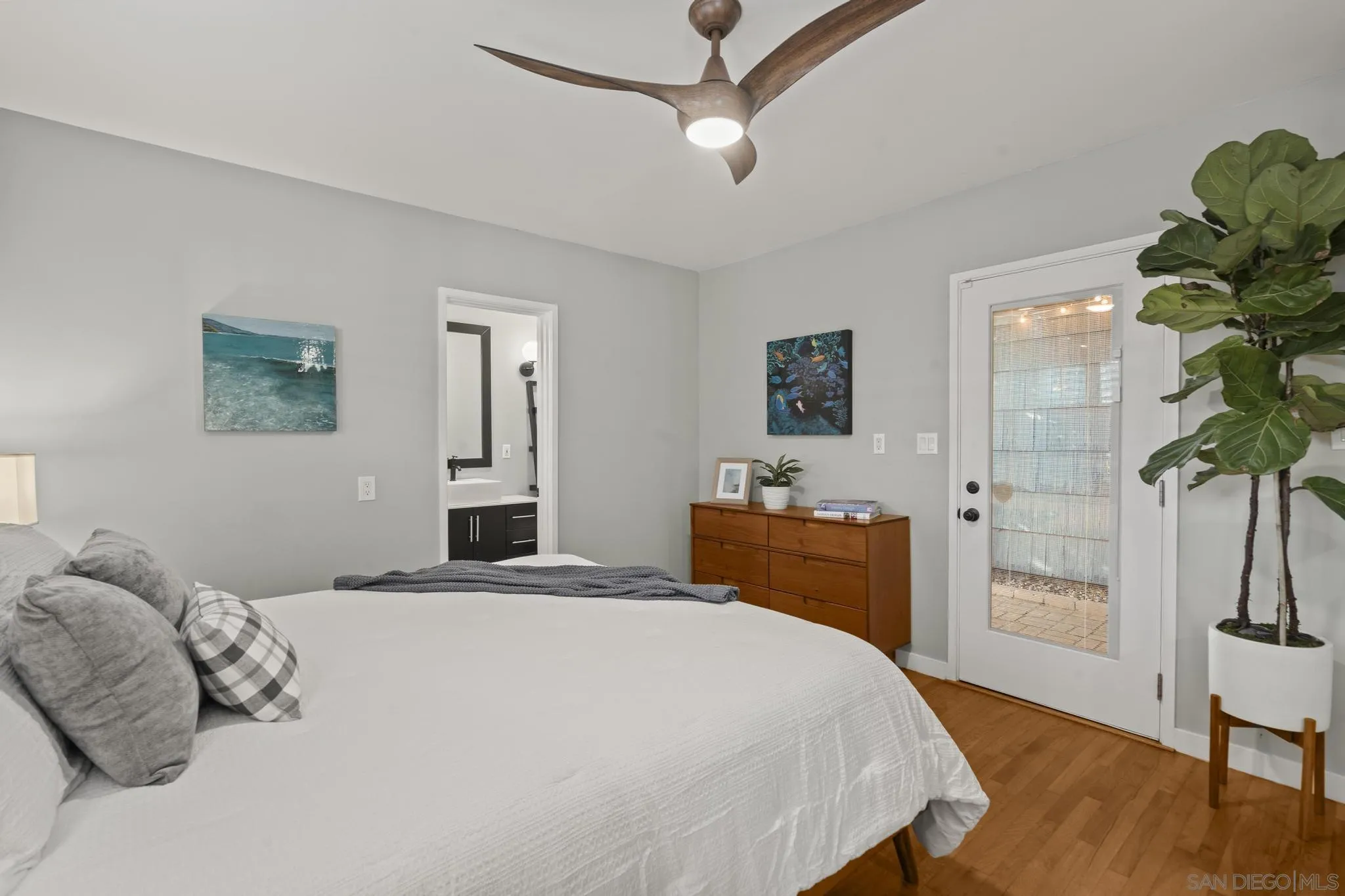 https://cdn.realtyfeed.com/cdn/127/250041706/b7c8a9f50ee10d8c2d19252d40cecc38.webp