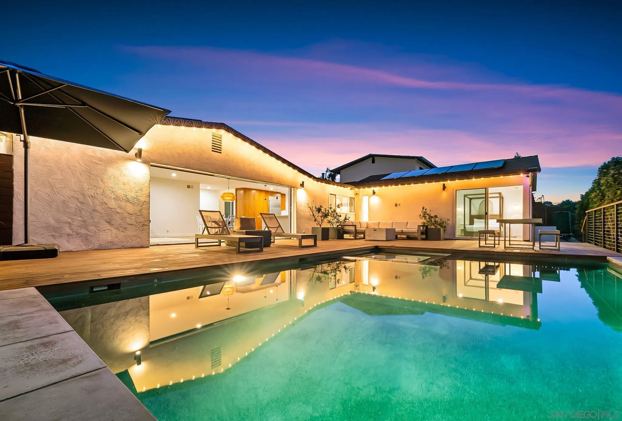 https://cdn.realtyfeed.com/cdn/127/250041707/1570f351c1d66d55ff8aec427cc26e89.webp