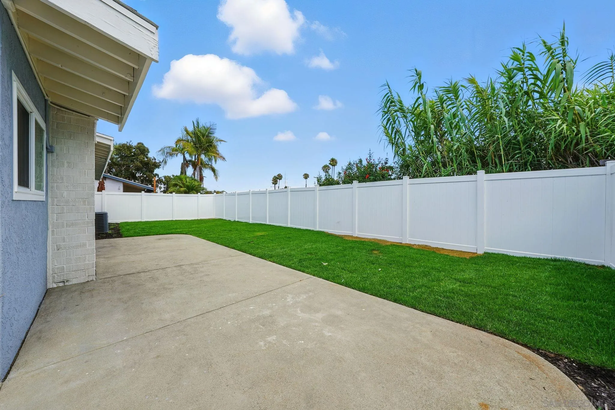 https://cdn.realtyfeed.com/cdn/127/250041708/23e5b5aed7a6d7351b8b6eb12ea53cd5.webp