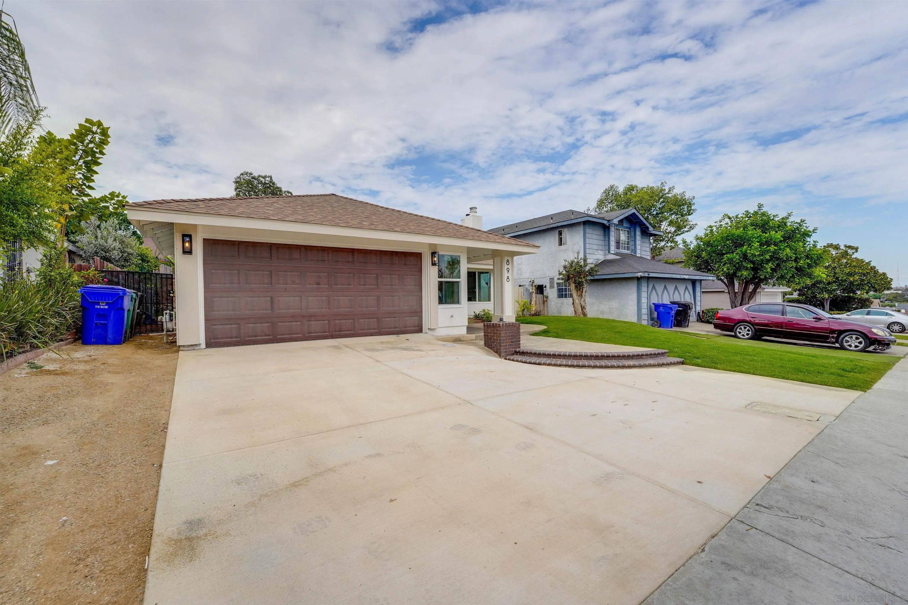 https://cdn.realtyfeed.com/cdn/127/250041712/b4fdb71c2c4cc7f3761f8c65aa1fee8a.webp