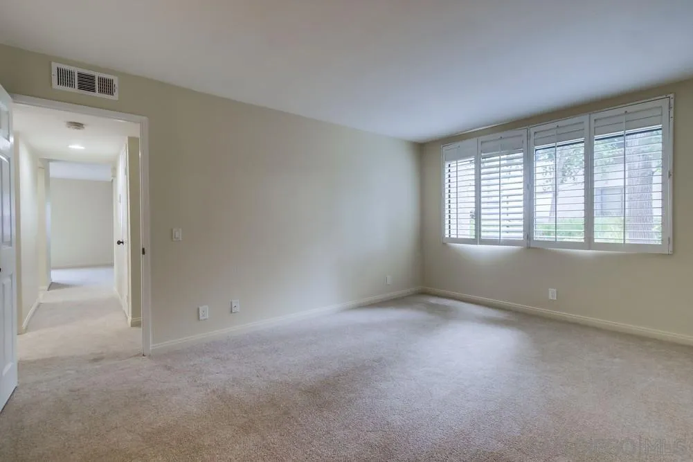 https://cdn.realtyfeed.com/cdn/127/250041713/0428f76dd5ebfd11d5f0332bc2af0a42.webp