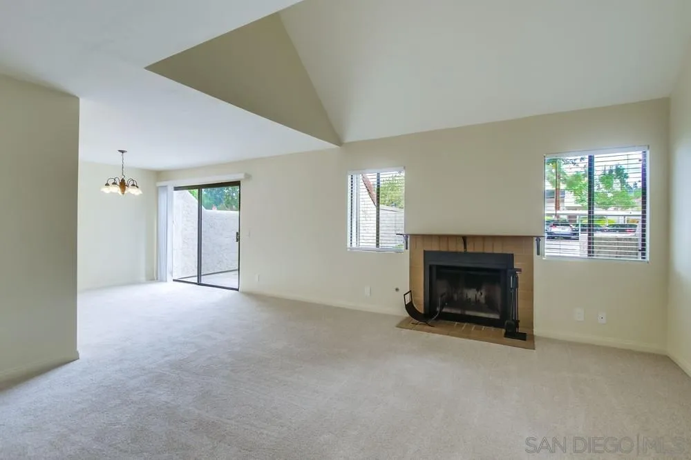 Photo #3: 250041713 Listing: Photo #3