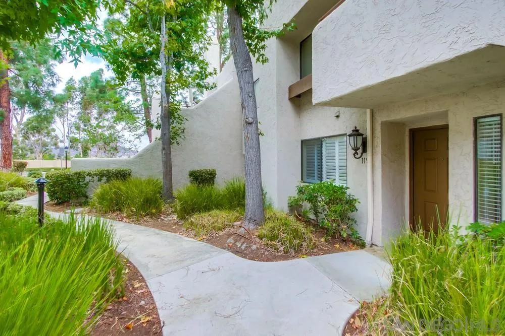 https://cdn.realtyfeed.com/cdn/127/250041713/d9147137a472f56c0a3fede4a5b14f17.webp