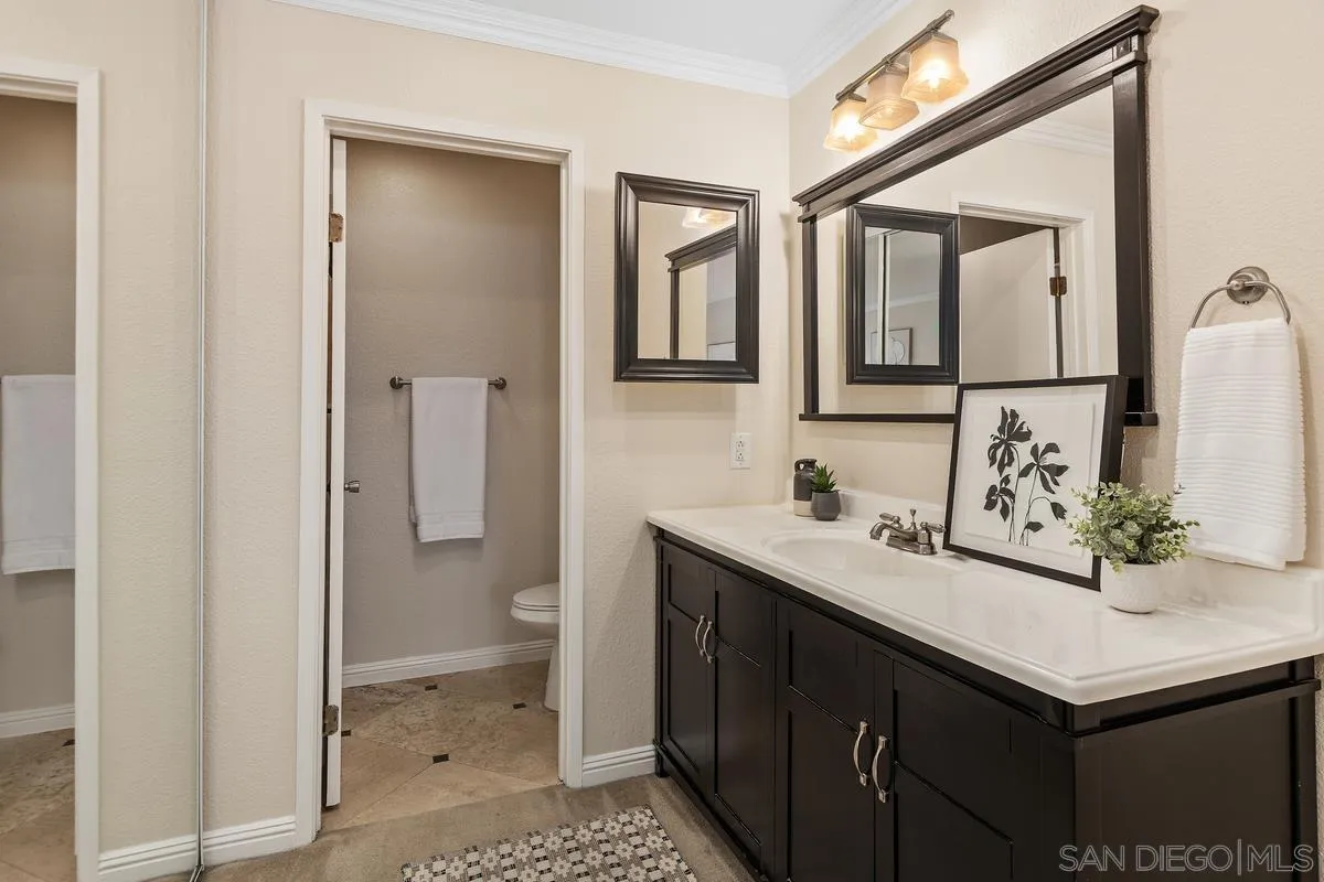 https://cdn.realtyfeed.com/cdn/127/250041726/744eb8aec0d95b33beef083d75e2739c.webp