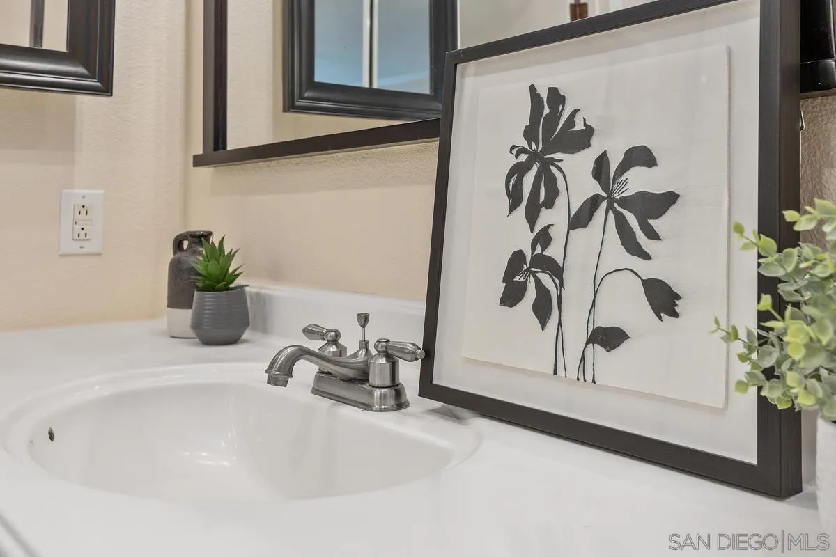 https://cdn.realtyfeed.com/cdn/127/250041726/8f02d548daa6b7c23c50294cdb8cf7fc.webp