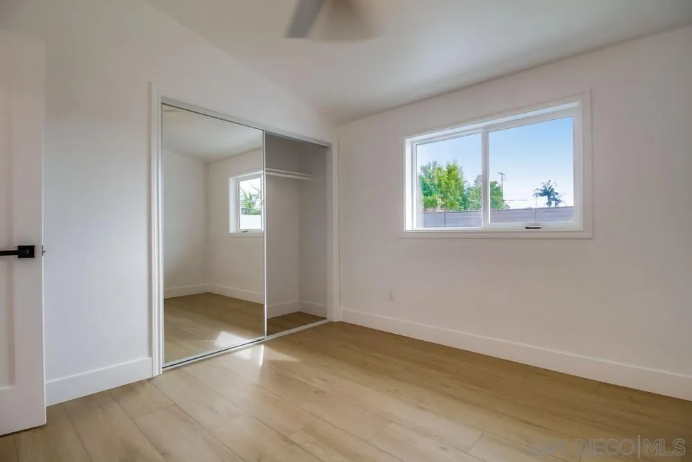 https://cdn.realtyfeed.com/cdn/127/250041727/046a4d7612043a3bba584108220618e4.webp