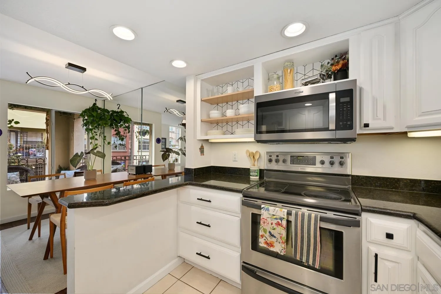 https://cdn.realtyfeed.com/cdn/127/250041729/3fd67a9e58436198943bdb6e23f6412e.webp