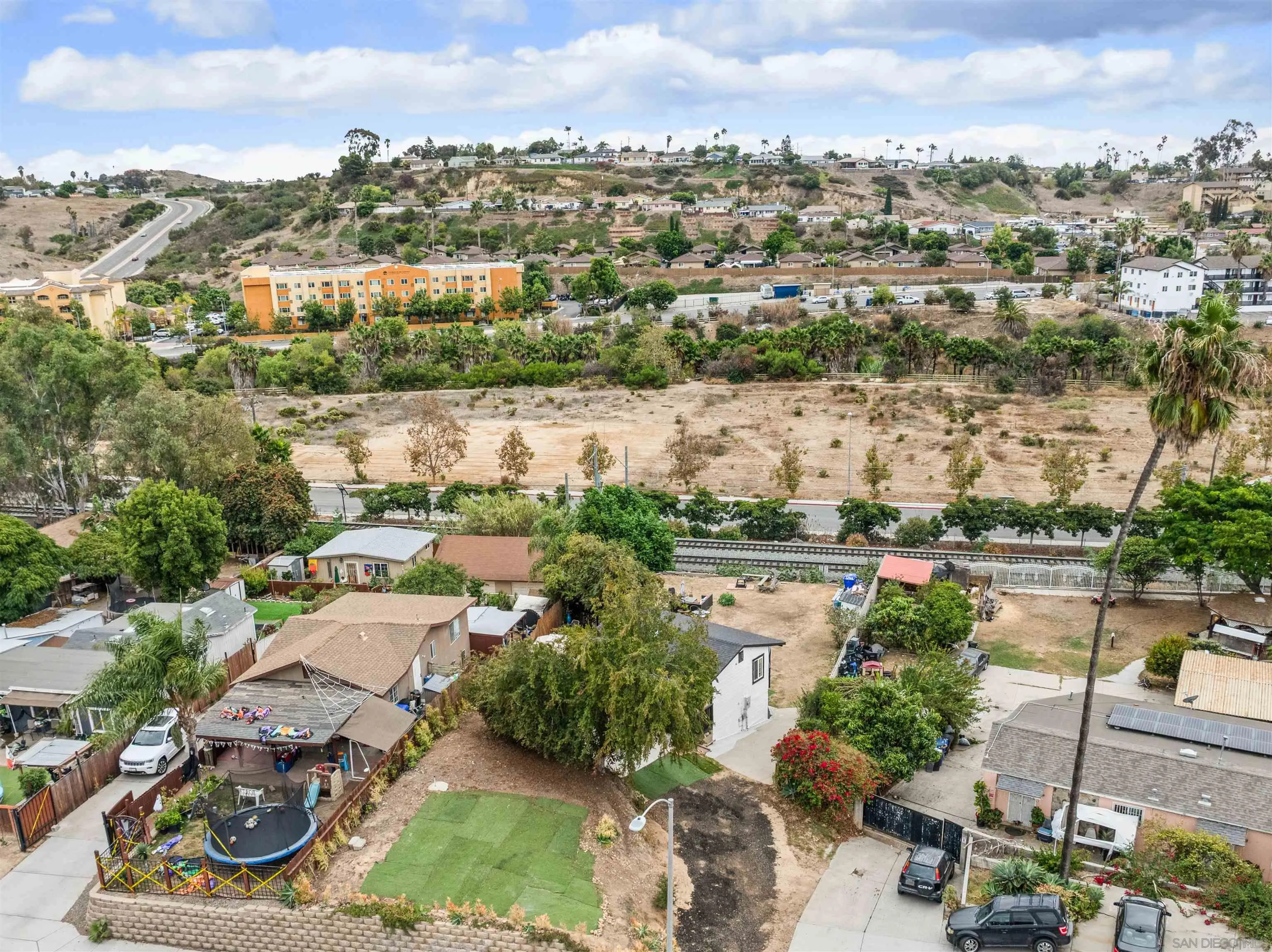 https://cdn.realtyfeed.com/cdn/127/250041738/d1056be2a613f72dbdbe2351965d2bf5.webp
