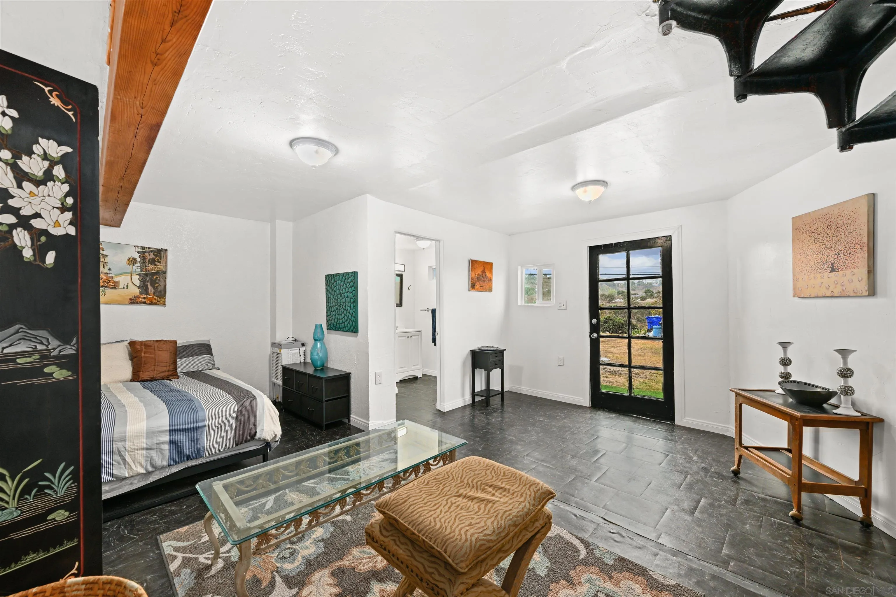 https://cdn.realtyfeed.com/cdn/127/250041738/eda722534e215ae05ea024c450ac0b83.webp