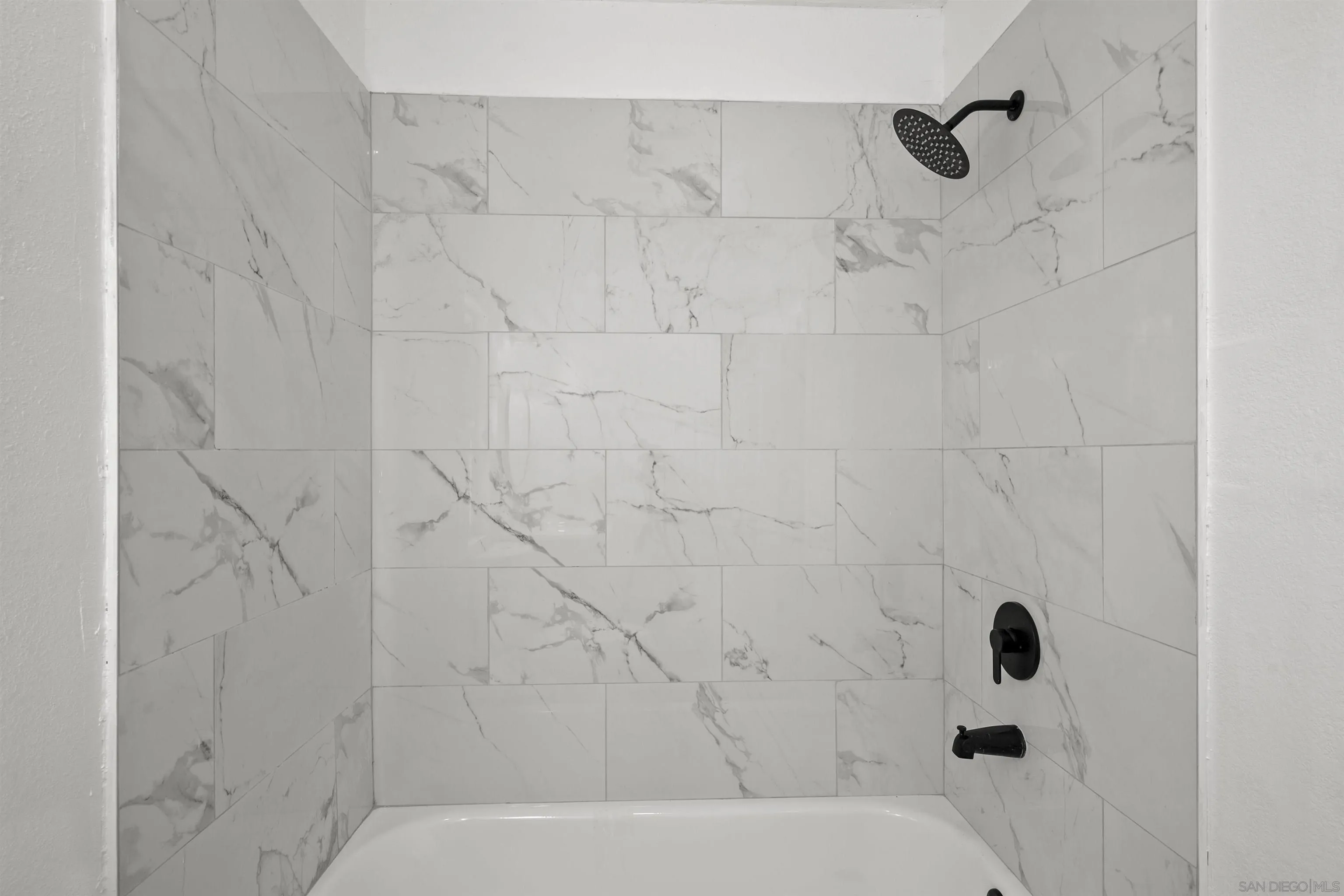 https://cdn.realtyfeed.com/cdn/127/250041743/45d5da2e286ed1ae565fca8b07c8c873.webp