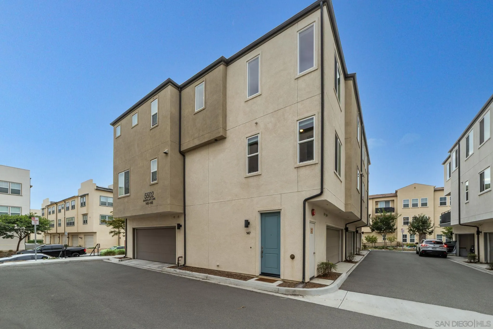 https://cdn.realtyfeed.com/cdn/127/250041750/779b5078974144ac2754e96673d38a16.webp