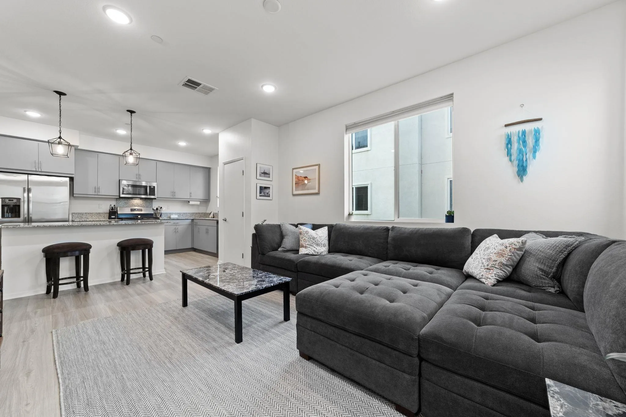 Photo #5: 250041750 Listing 
