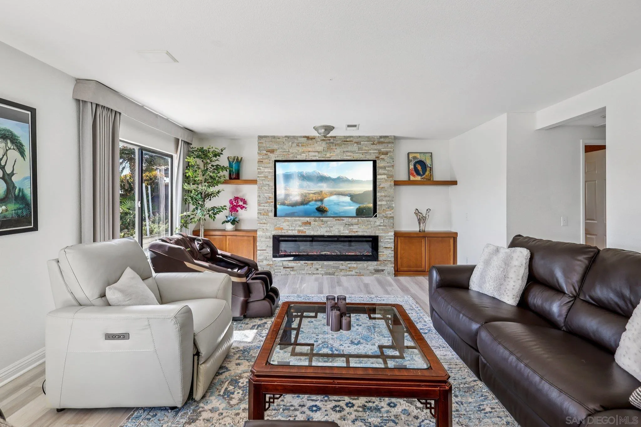 https://cdn.realtyfeed.com/cdn/127/250041768/0032d688f60d190ad89d3a94e70251bd.webp