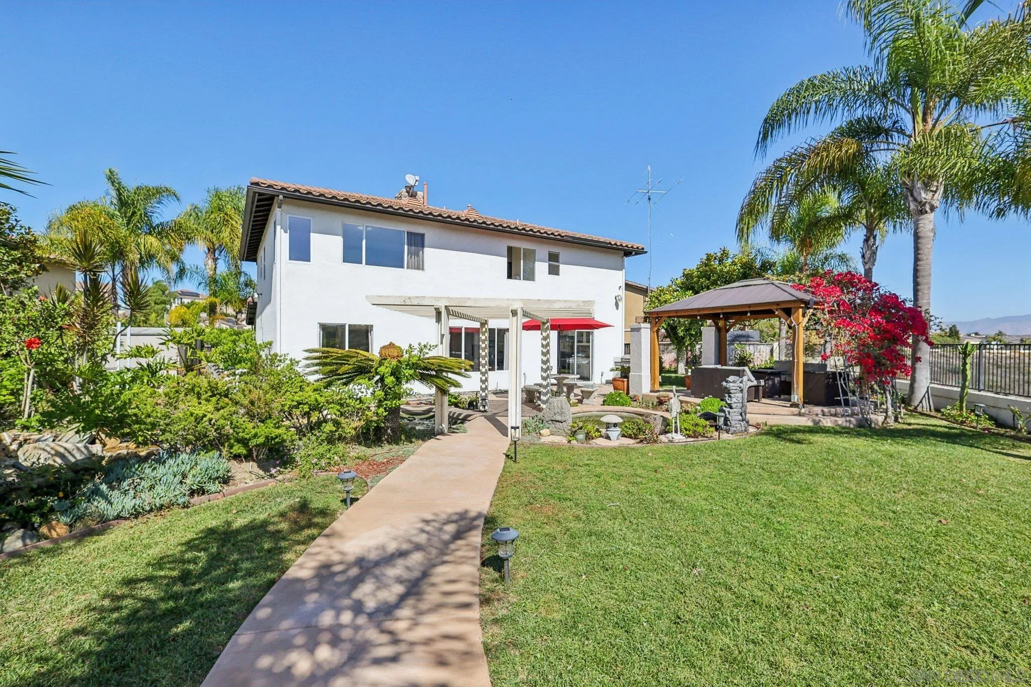 https://cdn.realtyfeed.com/cdn/127/250041768/cec4dd66cddaeb68e7f5d21d8cffbe52.webp