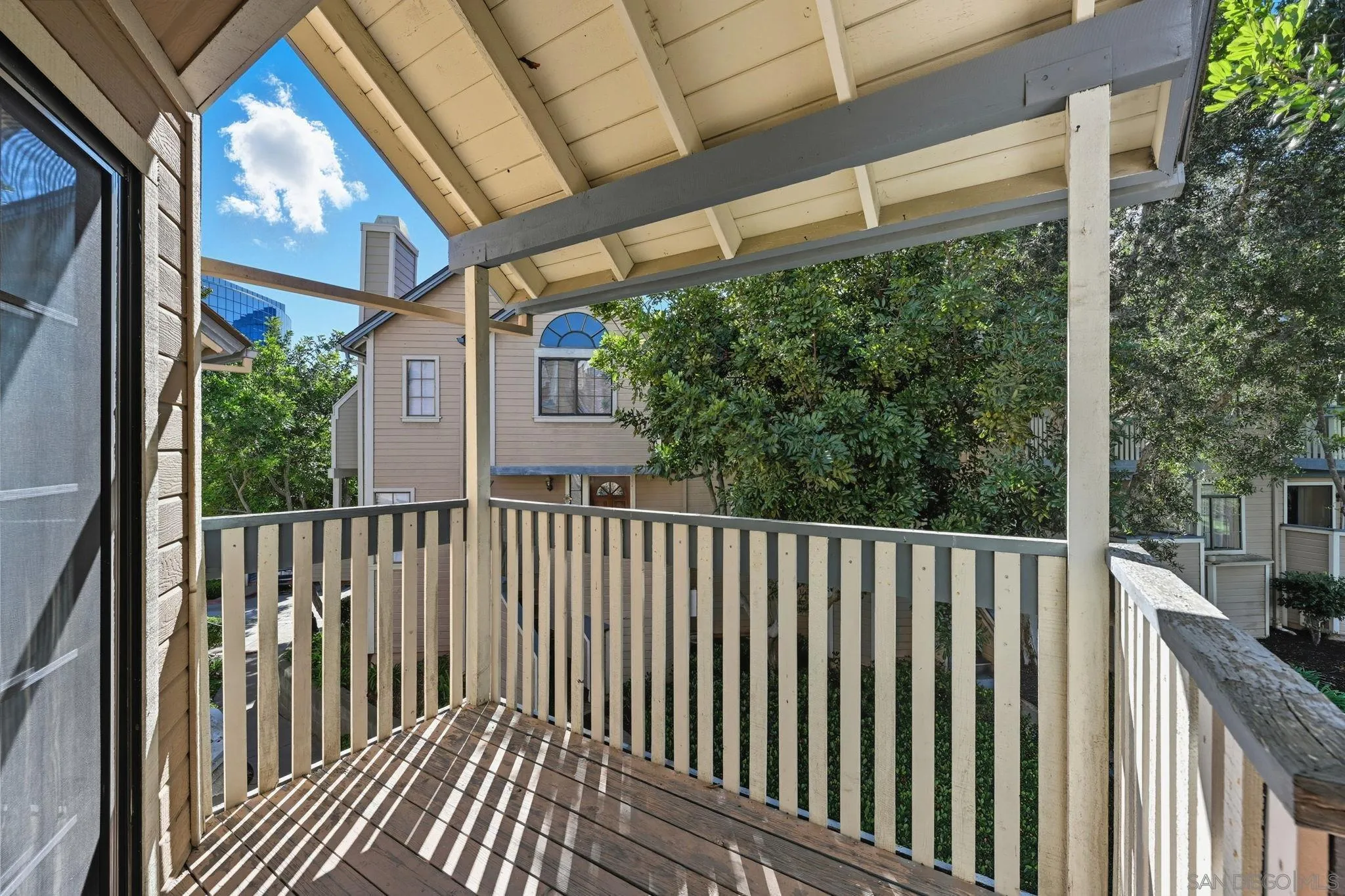 https://cdn.realtyfeed.com/cdn/127/250041770/b35d0f578b9ec97b3797eccd8d1ae1ec.webp