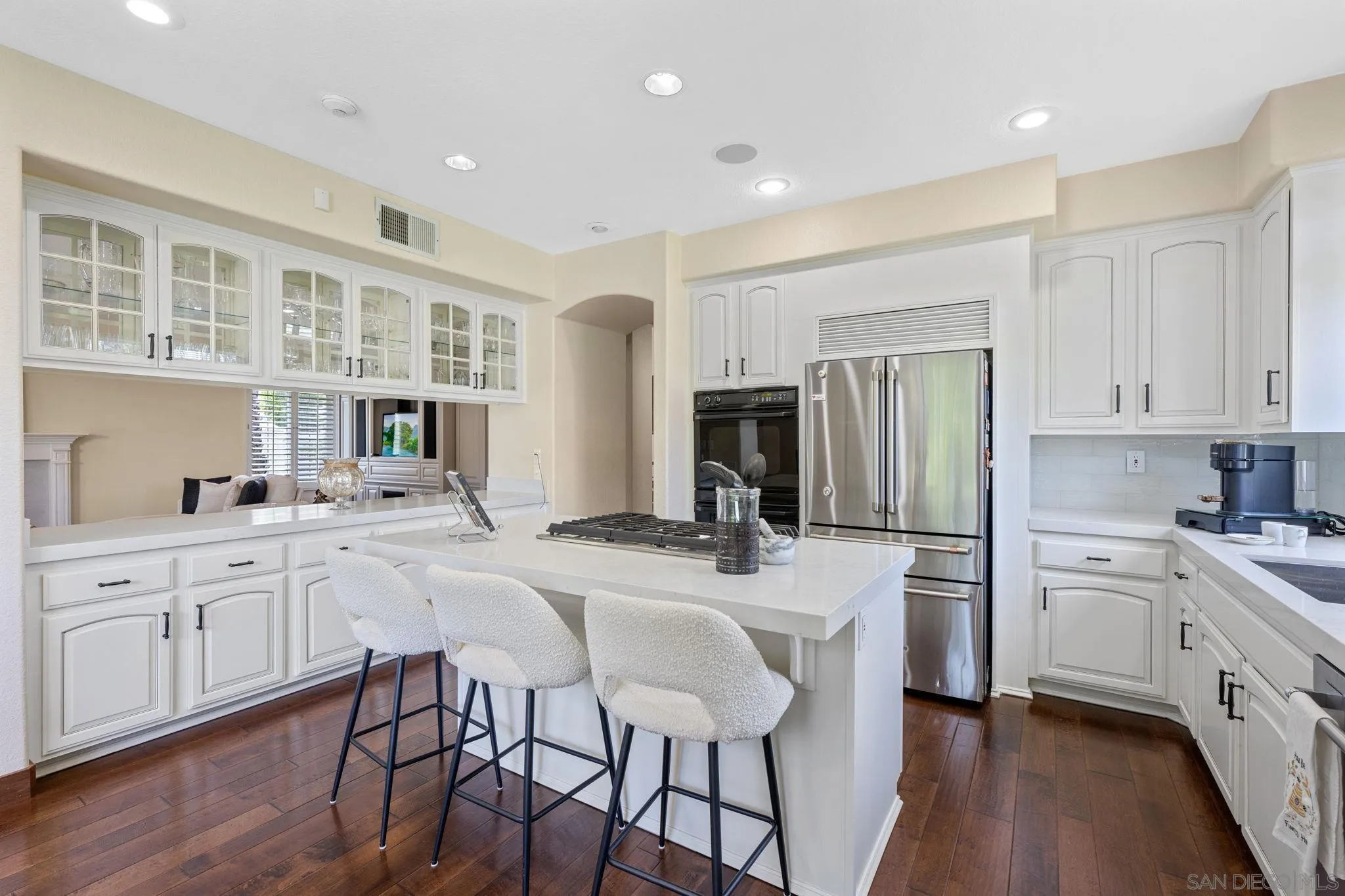 https://cdn.realtyfeed.com/cdn/127/250041772/0649d607e297d47c77809251c3dd975e.webp