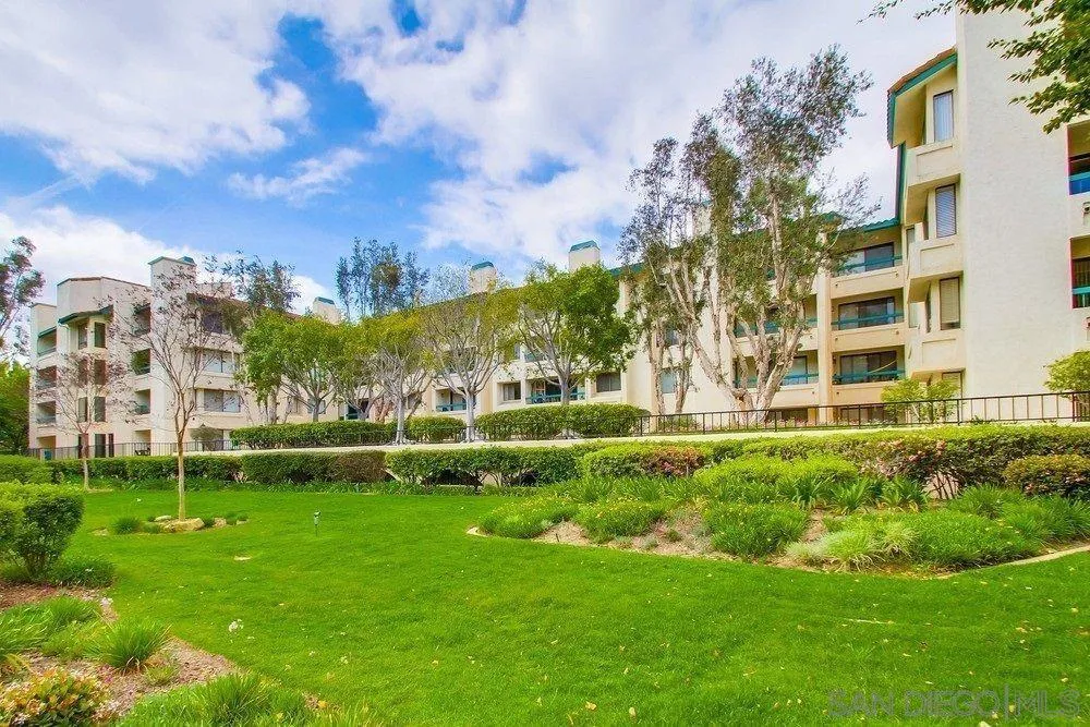 MLS: 250041774 Condo For Sale